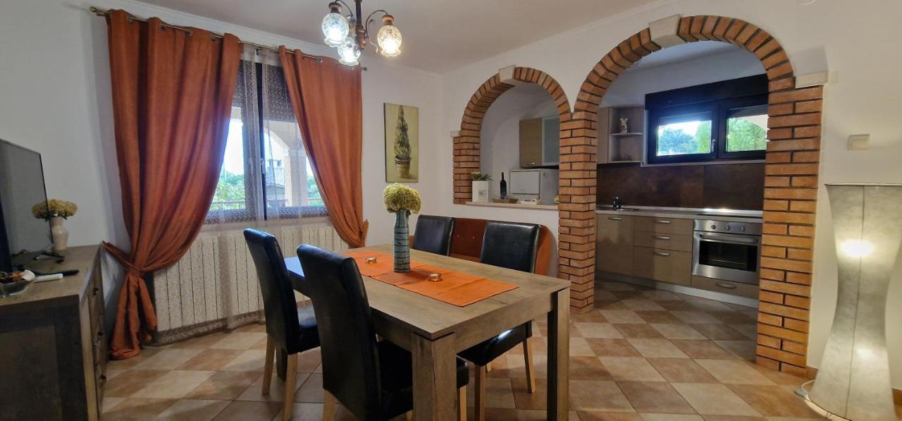 Apartments Fantazija Rovinj Extérieur photo